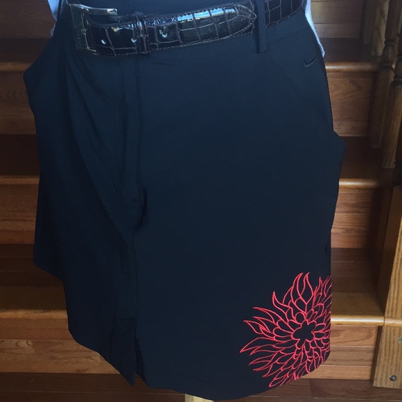 Nike Skirt - Picture 2 of 8